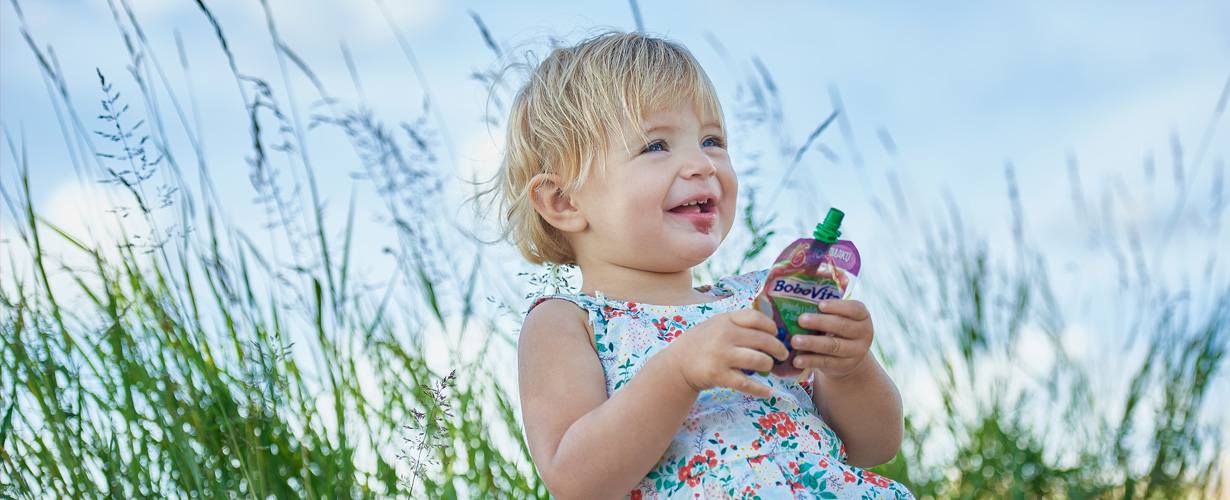 Owoce wykorzystywane w produktach BoboVita spełniają nawet do 3000 razy* bardziej restrykcyjne normy jakości i bezpieczeństwa niż owoce przeznaczone dla dorosłych.