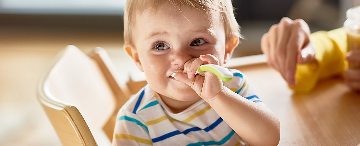Wprowadzaj do jadłospisu dziecka różne rodzaje mięsa i ryb, by od początku polubiło wartościowe i zróżnicowane posiłki.