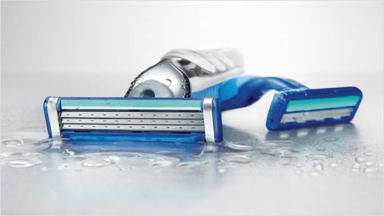 Wypróbuj maszynkę Gillette Mach 3 Turbo i porównaj z jednorazówką! 