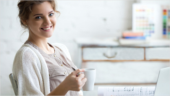 Czasami pierwszy posiłek dnia jemy dopiero w pracy, przy biurku. Nie znaczy to jednak, że nie możemy sobie pozwolić na coś wyjątkowego. Co powiesz na jogurt Jogobella Breakfast, Musli lub 8 Zboż?