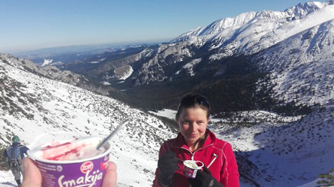 Kaszka Smakija zawędrowała z naszymi Ambasadorami w góry....
