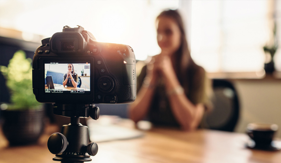 Nagraj wideo recenzję Saeco Xelsis i przekaż swoje doświadczenie z obsługi urządzenia innym! 