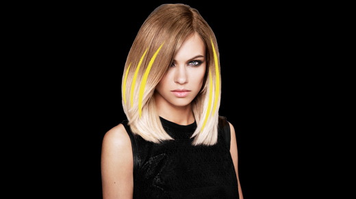 O método ideal de aplicação recomendado consiste em colocar o produto no cabelo com a ajuda da escova profissional. O degradé deverá começar entre o nível do nariz e do queixo.