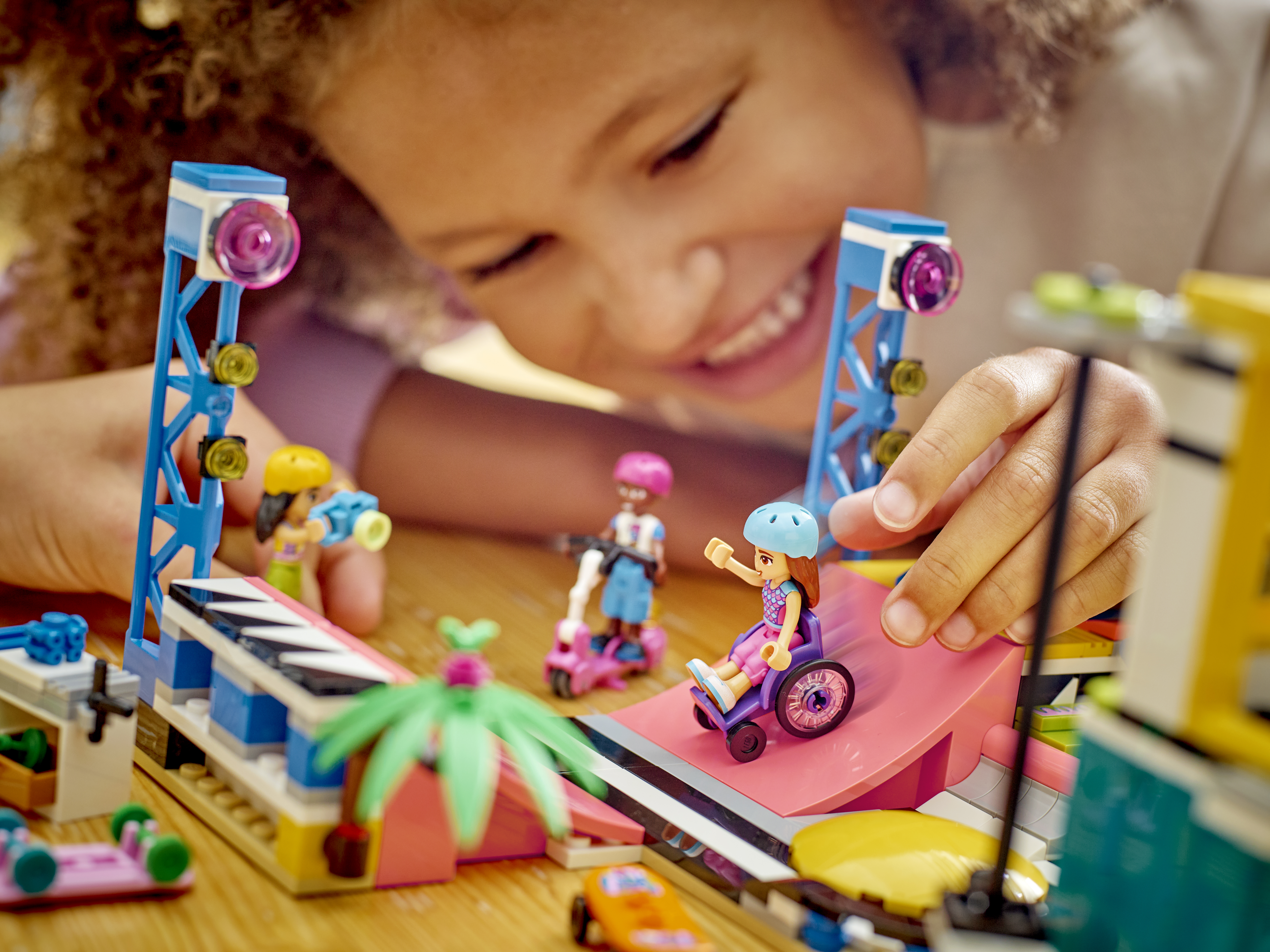 Aventuri nesfârșite de joacă cu seturile LEGO®, să înceapă testarea!